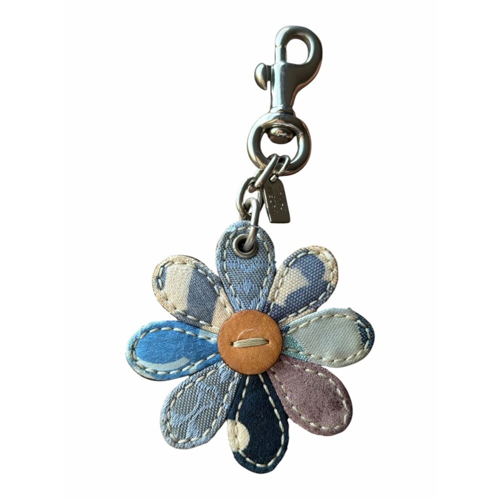 Coach Patchwork Daisy Flower Bag Charm Keychain Leather Silver Tone Clip Fob